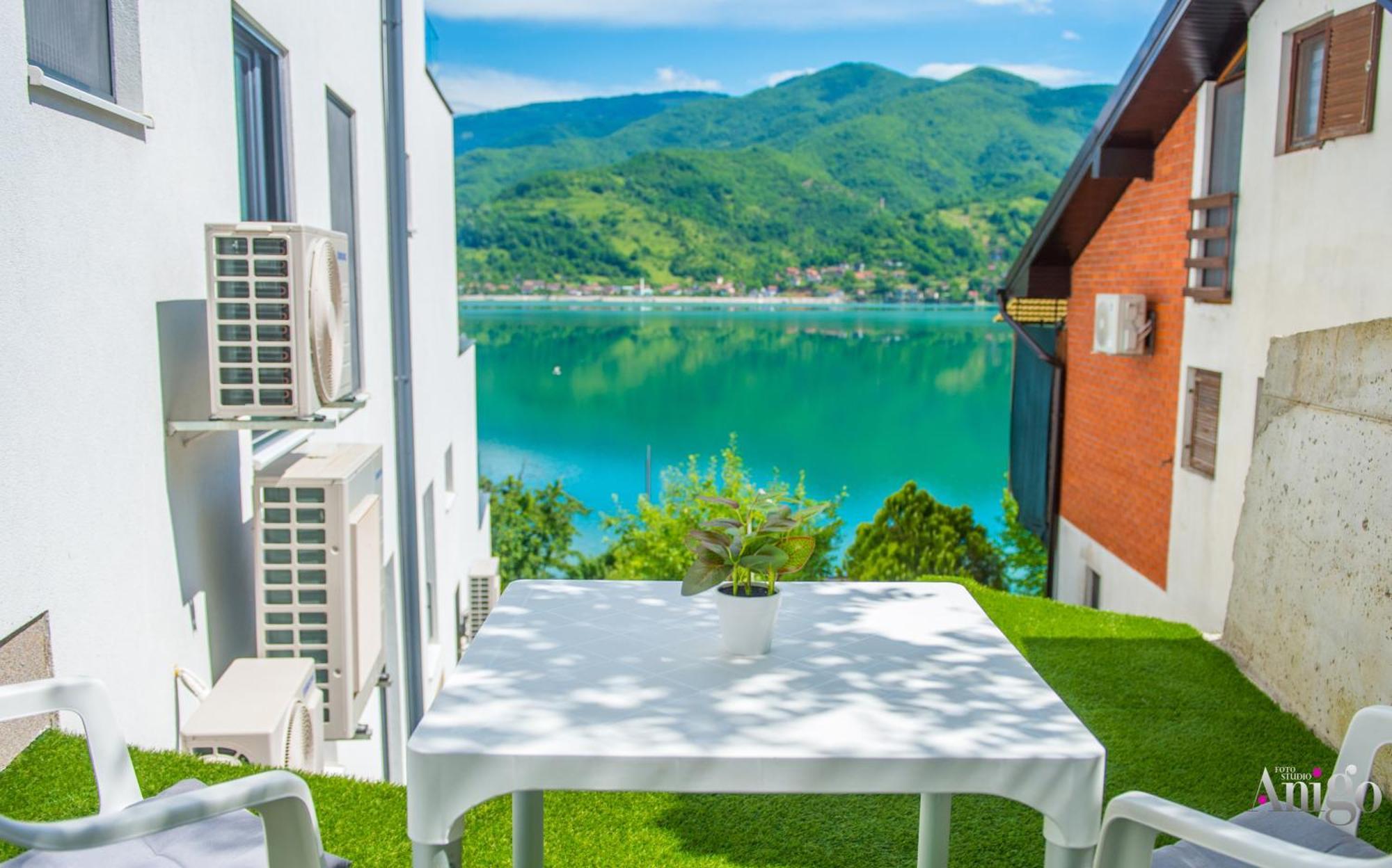 Royal Terrace Apartments Konjic Ngoại thất bức ảnh